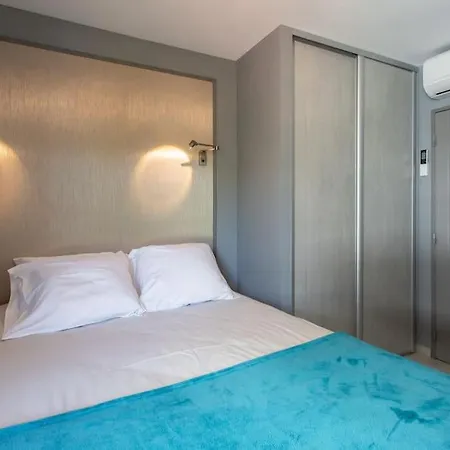 C2 - 2 Bdr Montfleury - Pool, Garage, Terrace & Ac Cannes