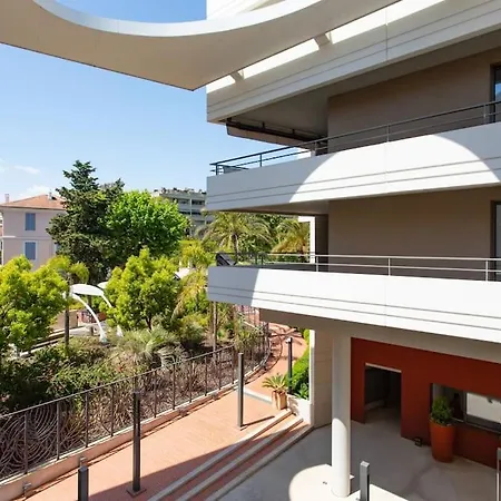 C2 - 2 Bdr Montfleury - Pool, Garage, Terrace & Ac