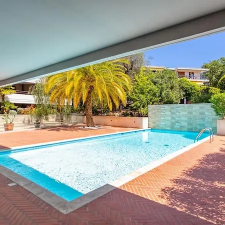 C2 - 2 Bdr Montfleury - Pool, Garage, Terrace & Ac Apartment Cannes