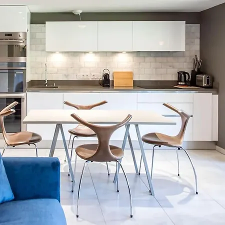 C2 - 2 Bdr Montfleury - Pool, Garage, Terrace & Ac Apartment Cannes